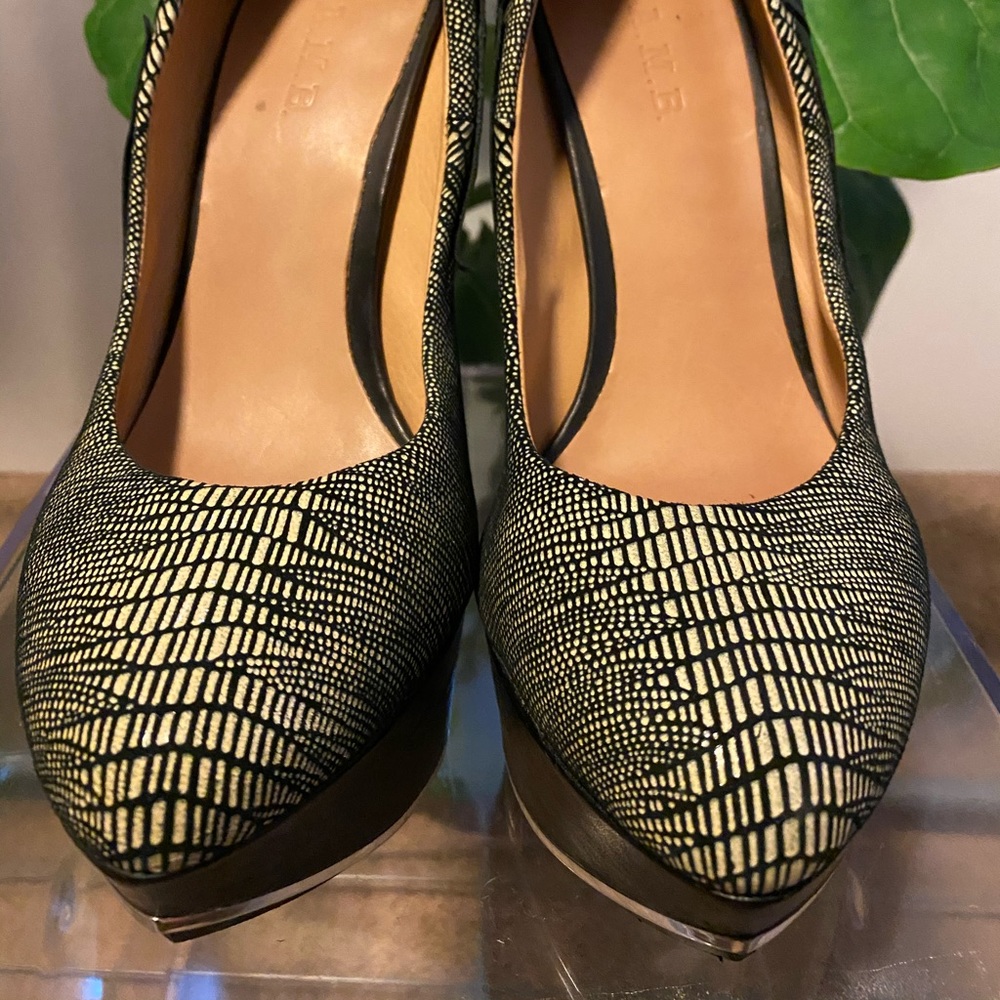 Modern Geometric Platform Heels - image 2